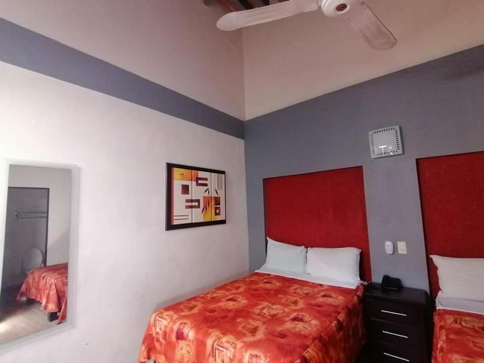 Hotel Ja Centro グアダラハラ エクステリア 写真