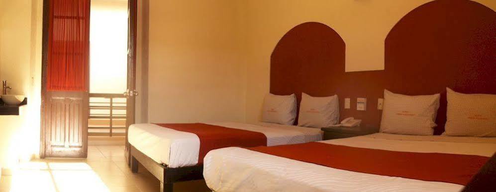 Hotel Ja Centro グアダラハラ エクステリア 写真